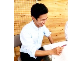 元テニスコーチという変わり種