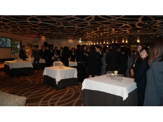 ”周年パーティー”