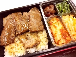 叙々苑弁当を食べながら会社を知ろう☆