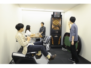 先輩社員に聞いた！《どんな人と働きたい？》