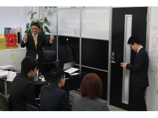 デビューします！！！！(´艸｀*)