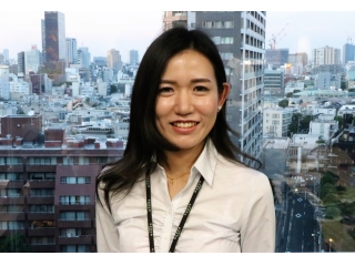 19卒の先輩社員の●%が初契約を決めています。