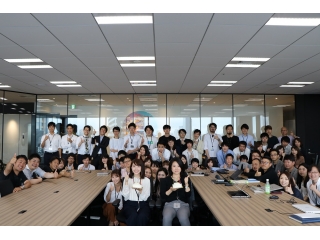 社員の●●●●をみんなでお祝い！！