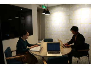 プルークスのインターン生