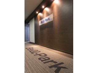 企業を丸裸に！