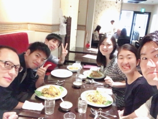 インターンシップ学生さんとランチ！