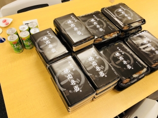 毎月恒例のランチ会について♪