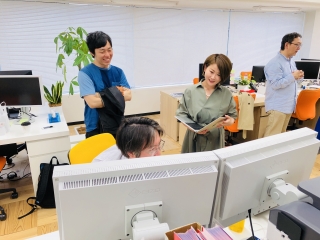 サービシンクの働き方について