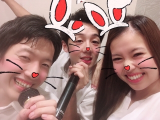 18新人同期の二次会写真が届く…