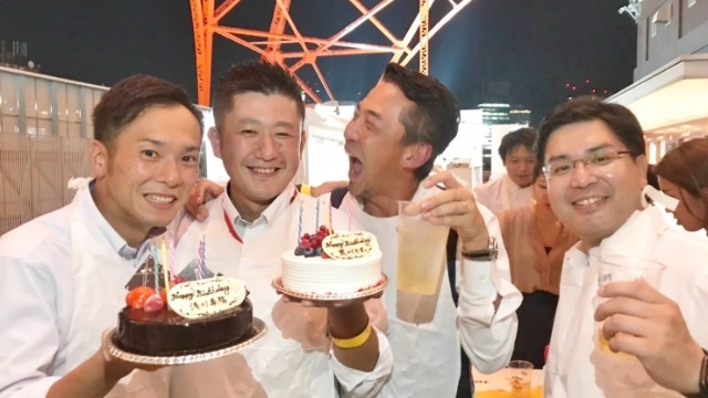 祝★港区移転記念懇親会開催！