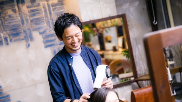 いつでも、何歳からでも、成長し続けられるLHだから働きたい。サロン事業部長の誕生秘話。