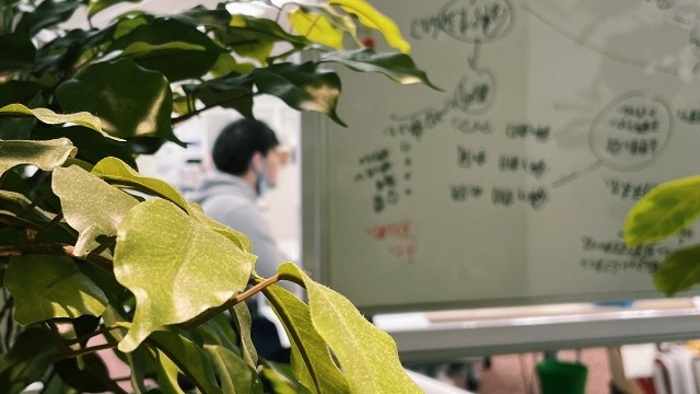 週休2.5日制を導入しています！