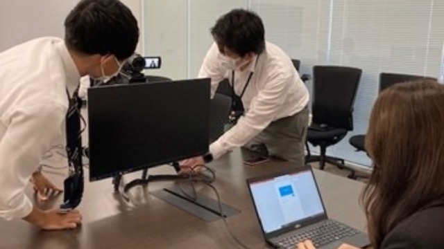 WEB講座撮影中/社内大学校「TAKUMINOアカデミー」