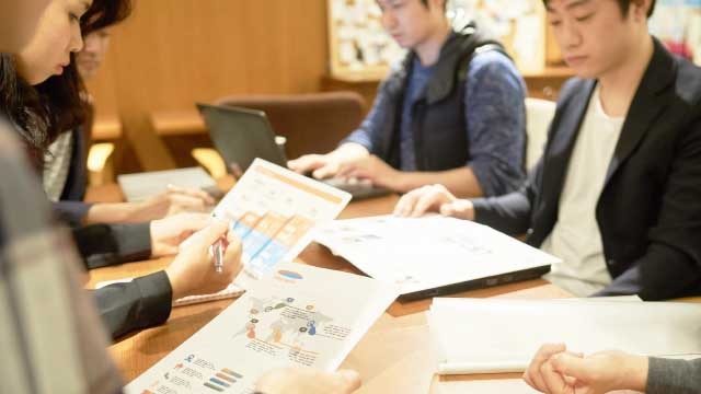 スタッフブログ：54日目　20卒メンバーと毎月一回勉強会実施！！