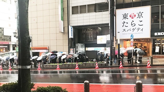 大行列！！このお店凄い！！　スタッフブログ：105日目②