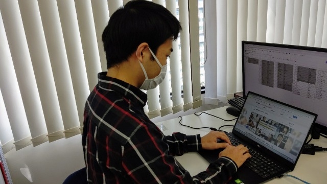 【一日の流れ　～新卒一年目～】