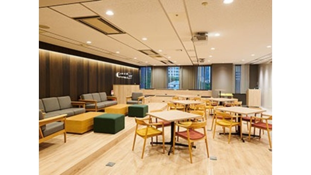 やっと・・・・・Twitter開設しました!!