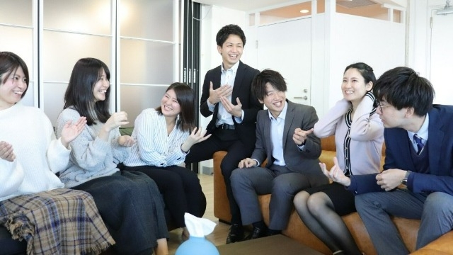 まるで自分の家？リフレッシュルームという名の社員の集まるリビング