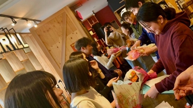 アソシエイトの卒業式