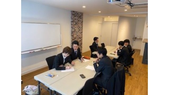 選考の様子をチラリ|дﾟ)