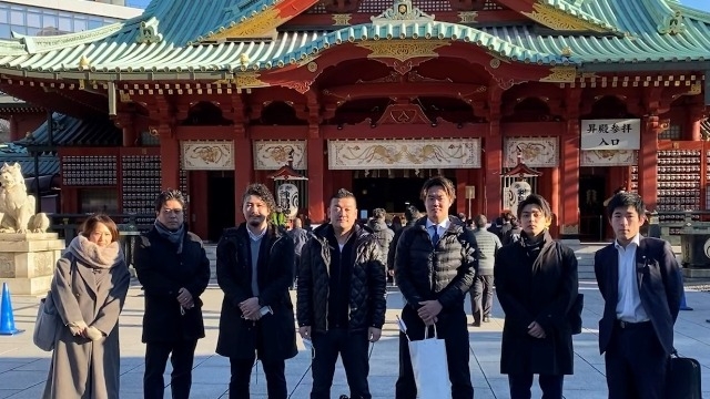 【2022年始動！～社員全員で祈祷しに神社へ～】