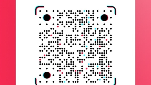 インターンの学生が社長の動画をTikTokにアップ！笑