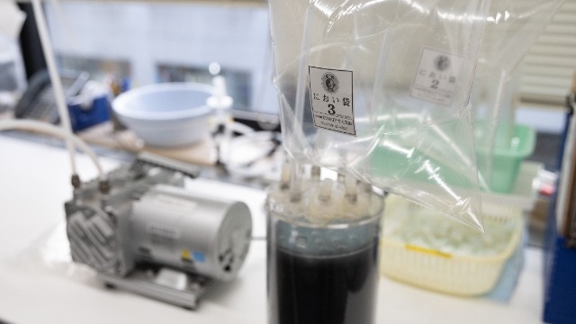 カルモアは、ニオイの専門家です