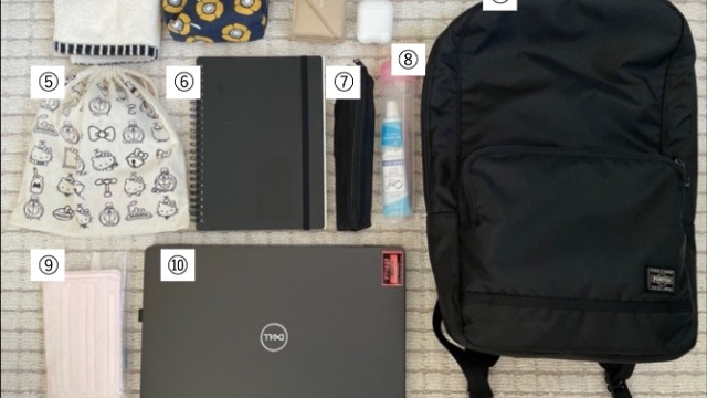 社員の鞄の中身を公開しました！