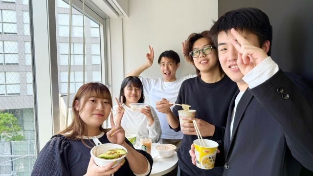 25卒の初任給、何に使った?リアルな声をお届け!