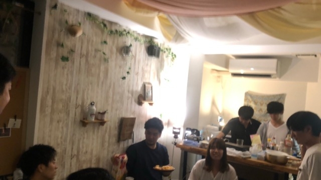 お金をもらっているから働くのか？働いているからお金をもらうのか？