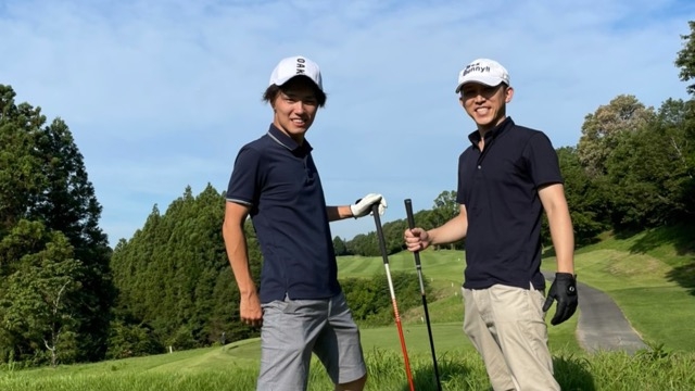 ♢社員の8割以上がゴルフ経験者♢ゴルフも業務！（笑）
