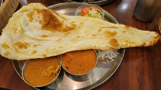 お昼休みは同期とランチを