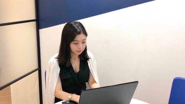 【新卒社員に突撃インタビュー！】一日のスケジュール Vol.4