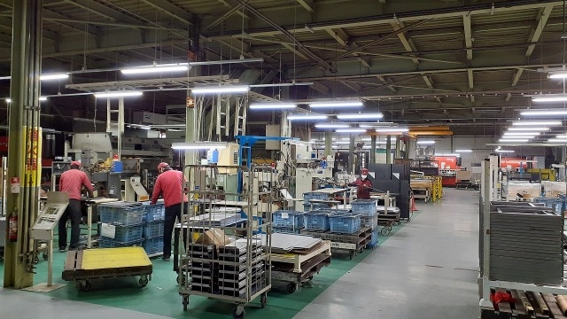 工場内はこんな感じです。