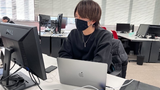 【社員インタビュー#2】ブラインドタッチすらできなかった自分が24歳で福岡責任者になるまで