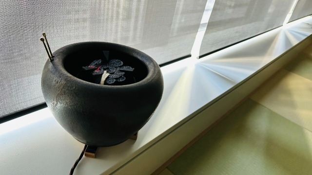 取引先から電気小鉢をいただきました！