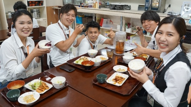 【福利厚生】社員食堂