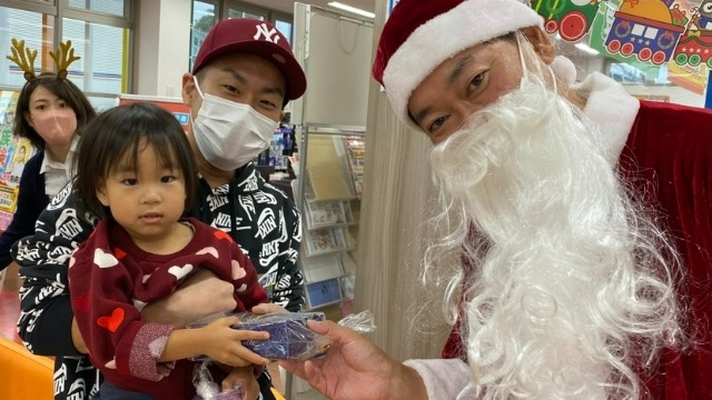 社長サンタからプレゼントをもらいました♪