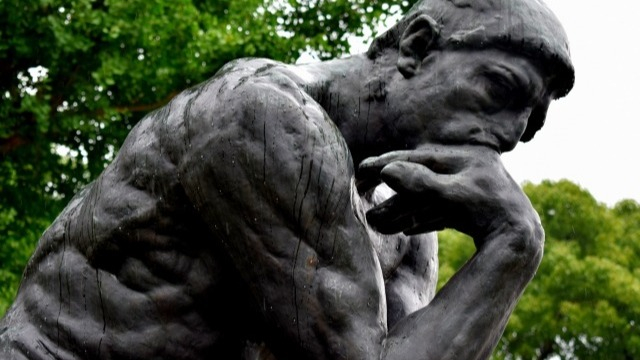 【IOGってナニ？】「汝自身を知れ」古代ギリシア哲学者から学ぶ、就活満足度を高める秘訣