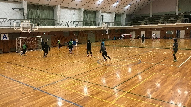 会社終わりのフットサル！！