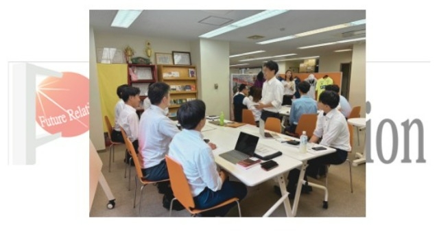 社員教育~月1の読書発表~