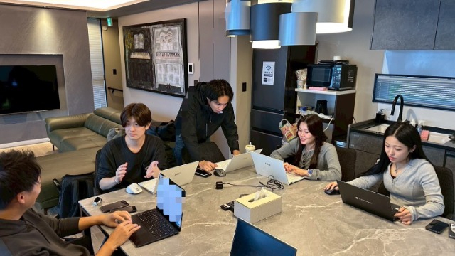 オフィスを飛び出し、本気で戦略を練る。ソルーの作戦会議合宿