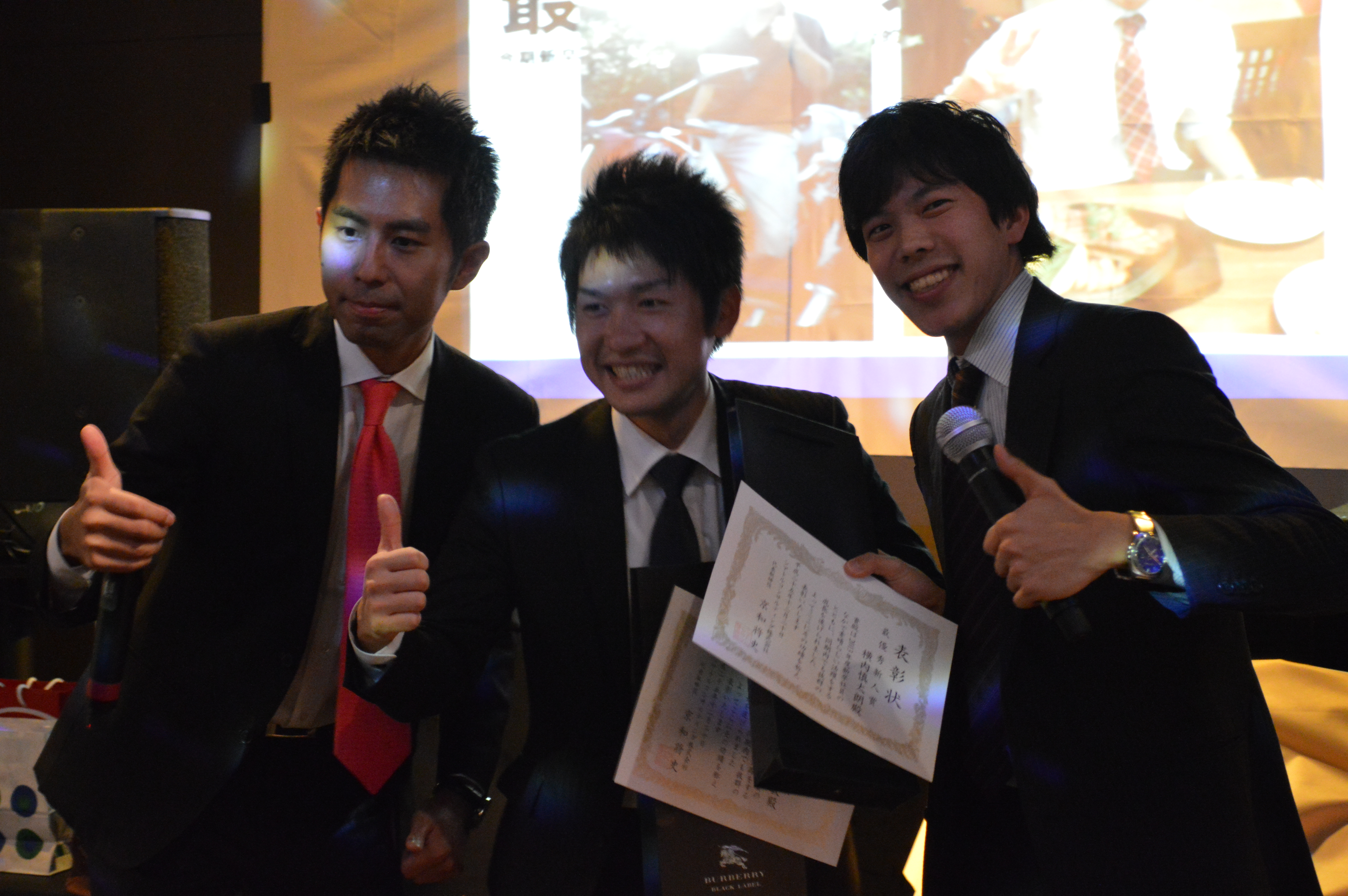 6名で売上10億円以上！営業部をご紹介☆