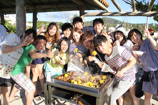 2014社員旅行☆ビーチでバーベキュー☆
