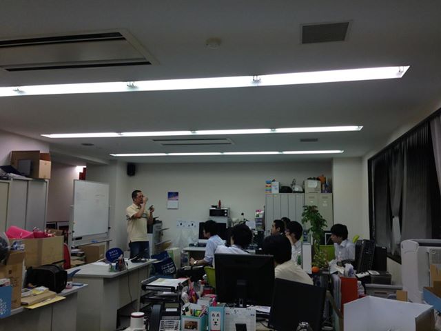 社内ミーティング風景