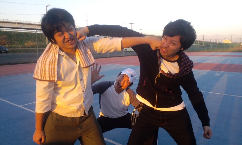 テニスしました