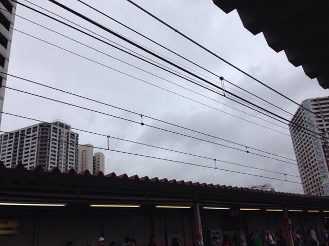 どんよりした曇空