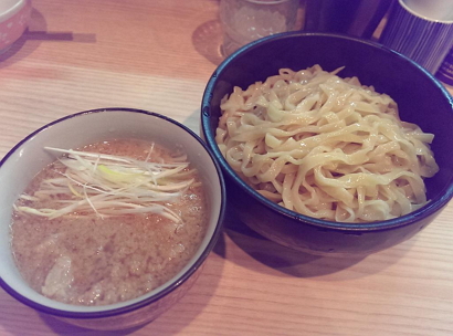 新宿三丁目の近くの・・・