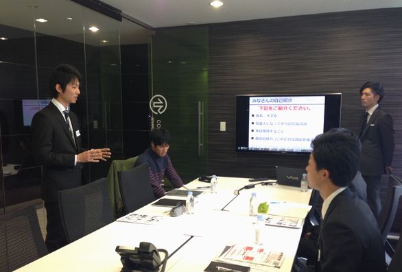 初！会社説明会の様子アップします