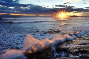 ベンチャーは攻めて成長し続けないと即倒産の危機に！